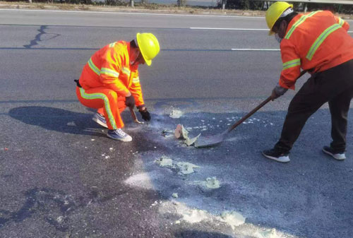 肥西公路下沉注浆加固施工